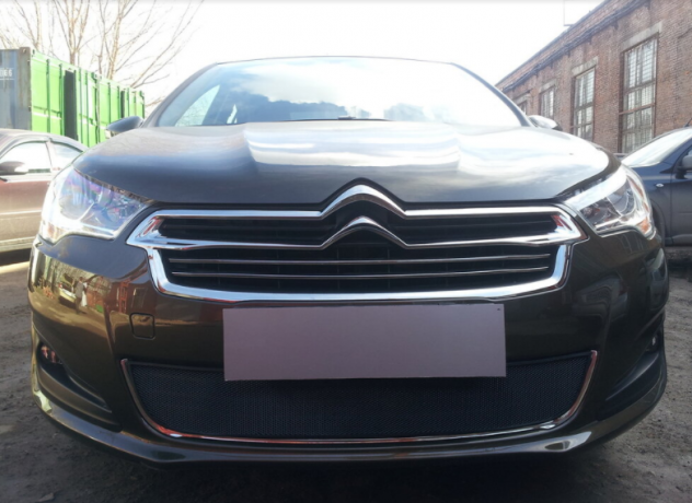 Защита радиатора "Standart" Citroen C4 седан (2013-2016) чёрная купить недорого с доставкой в Рыбинск