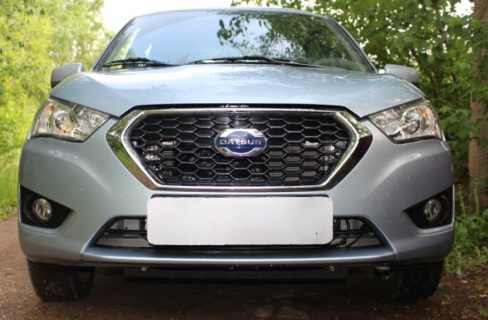 Защита радиатора "Standart" Datsun mi-Do (2015-н.в.) чёрная купить недорого с доставкой в Рыбинск