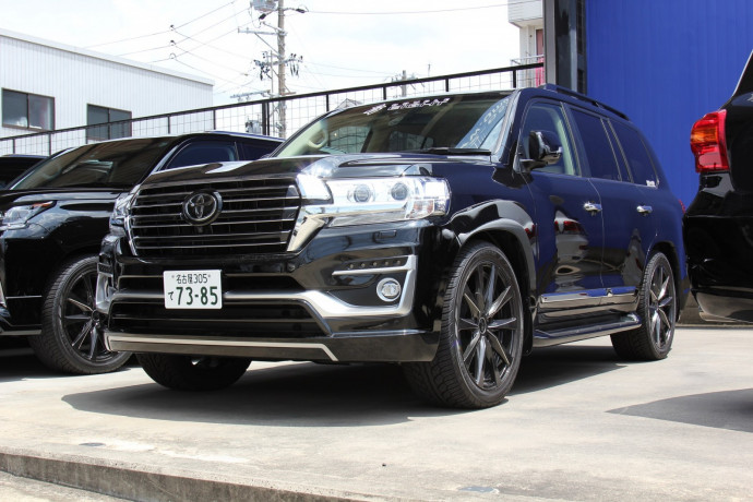 Бампер передний "Double Eight" для Toyota Land Cruiser 200 (Рестайлинг) купить недорого с доставкой в Рыбинск