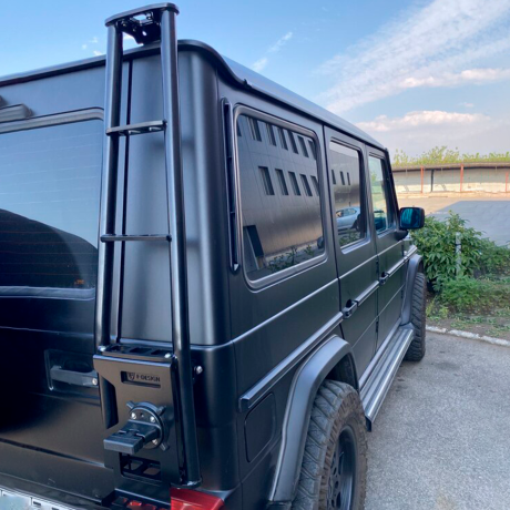 Кронштейн для крепления экспедиционной канистры на лестнице для Mercedes-Benz G-class купить недорого с доставкой в Рыбинск