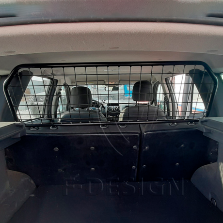 Ограждение для груза и собак Renault Duster купить недорого с доставкой в Рыбинск