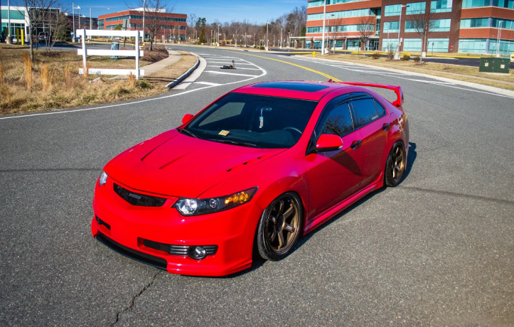 Капот пластиковый "Agressive Air" var №3 для Honda Accord VIII (2008-2013) купить недорого с доставкой в Рыбинск