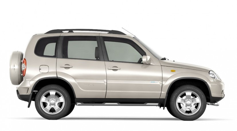 Бокс на запасное колесо крашен "ПТ" Chevrolet Niv@ (2009-2016) купить недорого с доставкой в Рыбинск