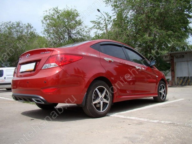 Диффузор заднего бампера var №2 (текстурный пластик) для Hyundai Solaris (2010-2013) купить недорого с доставкой в Рыбинск