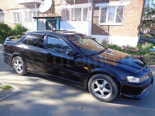 Накладки на пороги "Euro-R" Honda Accord/Torneo (Кузова CF3, CF4, CF5) купить недорого с доставкой в Рыбинск