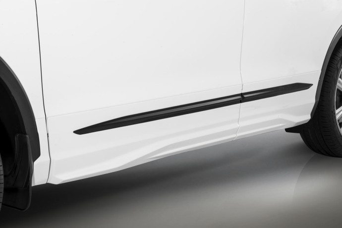 Накладки на двери Volkswagen Tiguan (2020-н.в.) купить недорого с доставкой в Рыбинск